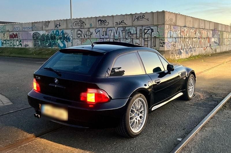 Gebraucht BMW Z3 Sport Line 193 PS (141 kW) 2001 Schwarz Coupé