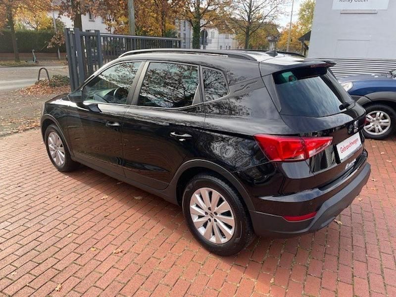 Gebraucht Seat Arona Style 95 PS (69 kW) 2024 Midnight schwarz met (metallic) SUV