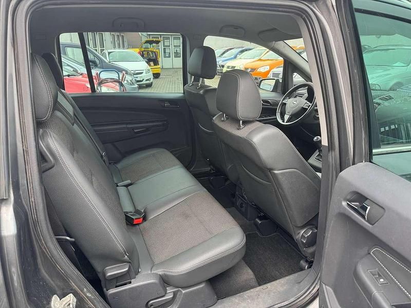 Gebraucht Opel Zafira Innovation 110 PS (80 kW) 2009 Karbongrau Van / Kleinbus