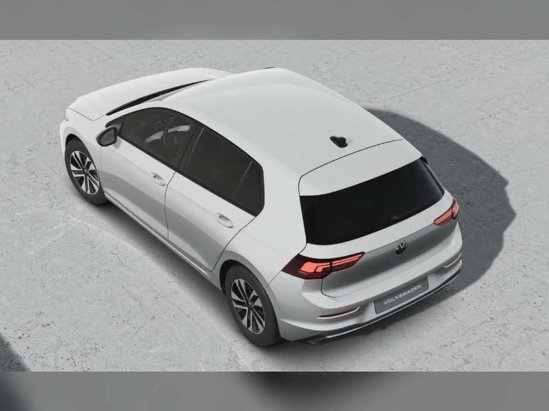 Neu VW Golf VIII 116 PS (85 kW) 2025 Pure white uni Limousine