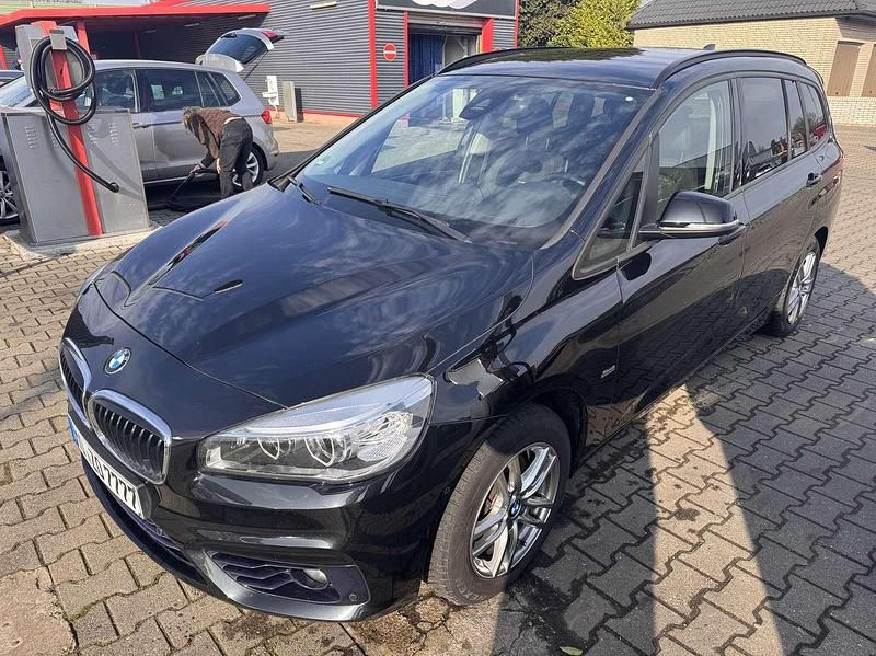 Gebraucht BMW 218 Sport Line 150 PS (110 kW) 2016 Kombi