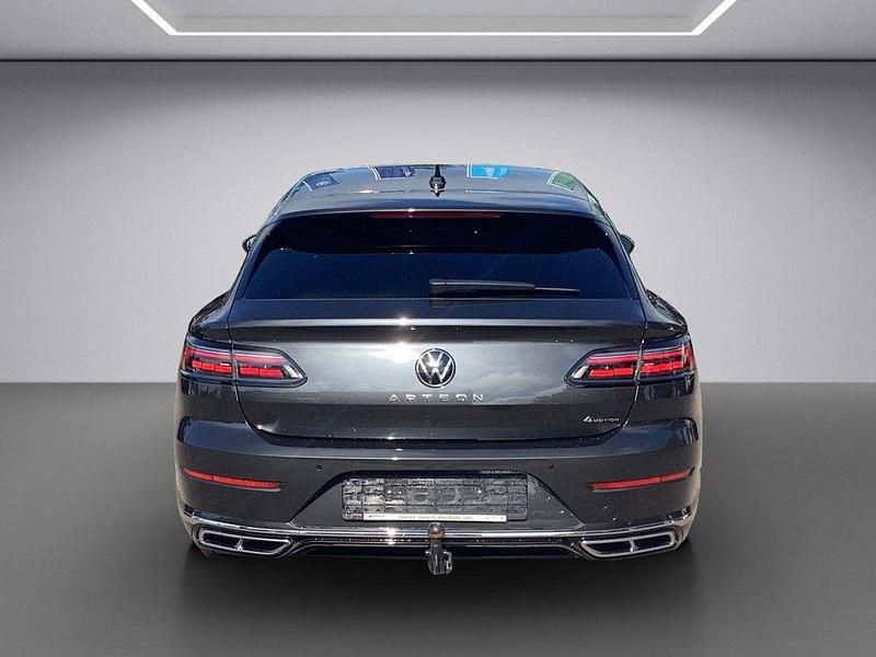 Gebraucht VW Arteon R-line 193 PS (141 kW) 2024 Grau / mangangrau (metallic) Kombi