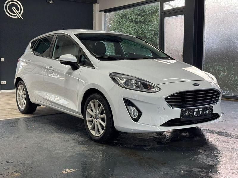 Gebraucht Ford Fiesta Titanium 125 PS (91 kW) 2019 Weiß Kleinwagen