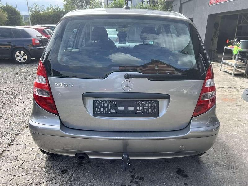 Gebraucht Mercedes A150 95 PS (69 kW) 2005 Grau Kleinwagen
