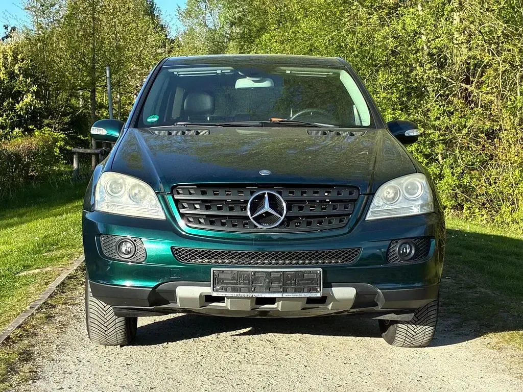 Gebraucht Mercedes ML280 190 PS (139 kW) 2007 Andraditgruen  metalliclack SUV