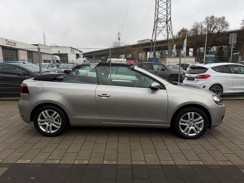 Gebraucht VW Golf Cabriolet 105 PS (77 kW) 2013 Grau Cabrio