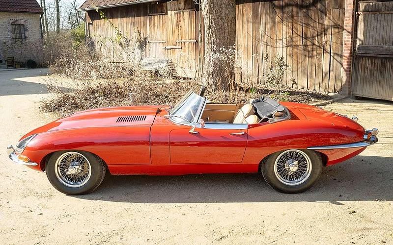 Gebraucht Jaguar E-Type 211 PS (155 kW) 1965 Rot Cabrio