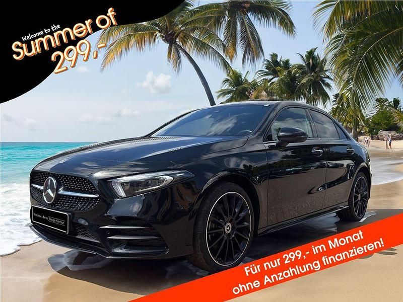 Unilack nachtschwarz Gebraucht 2022 Mercedes A250 AMG Limousine | 29.880 € (Fairer Preis) - Bild 1/4