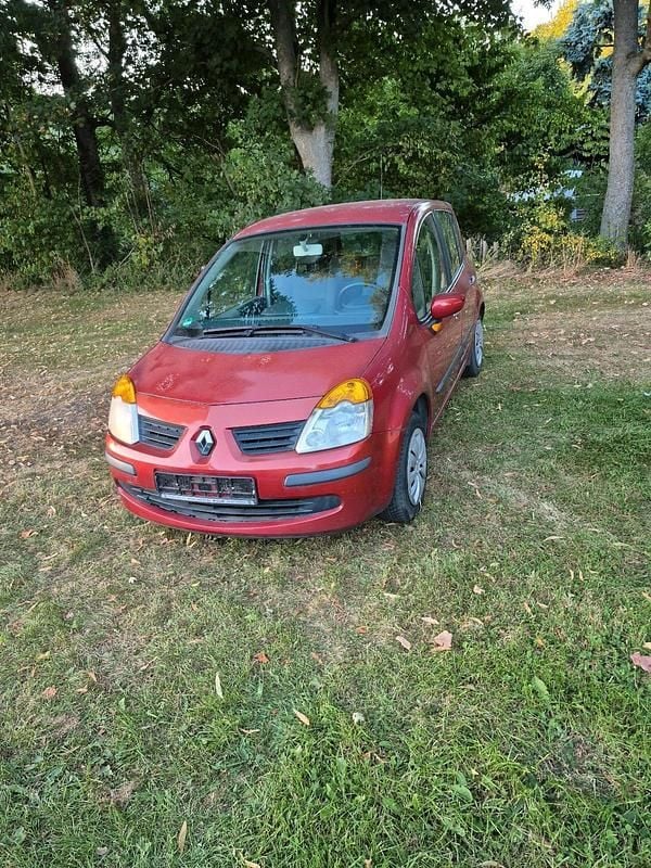 Rot Gebraucht 2005 Renault Modus Van / Kleinbus | 1.890 € (Guter Preis) - Bild 1/4