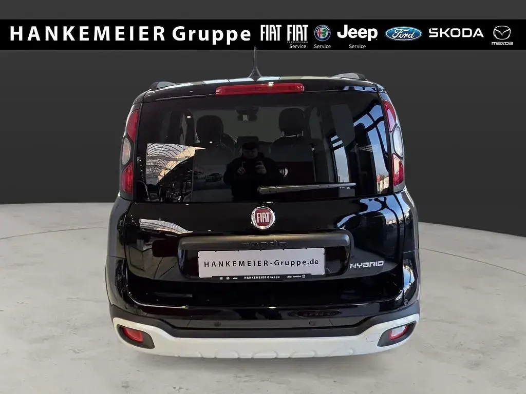 Neu Fiat Panda Cross Cross 65 PS (47 kW) 2026 Schwarz Kleinwagen