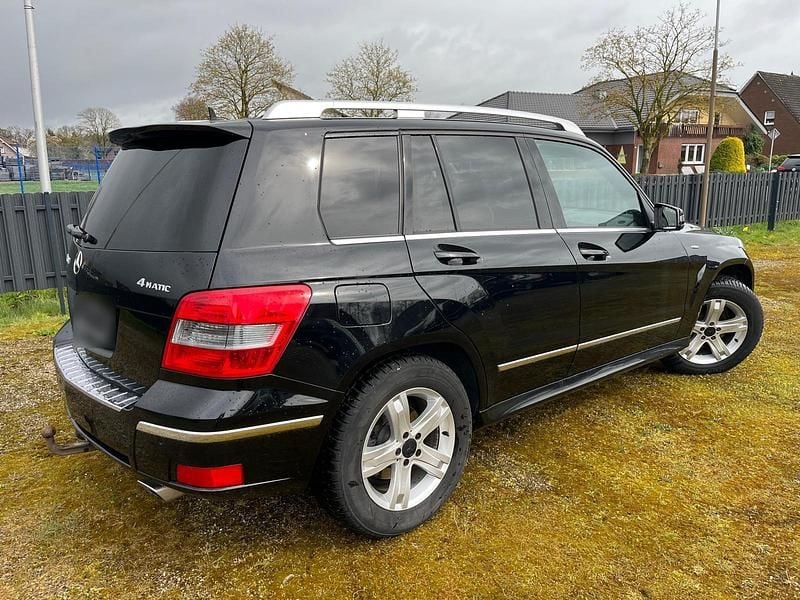 Gebraucht Mercedes GLK220 170 PS (125 kW) 2011 Schwarz SUV
