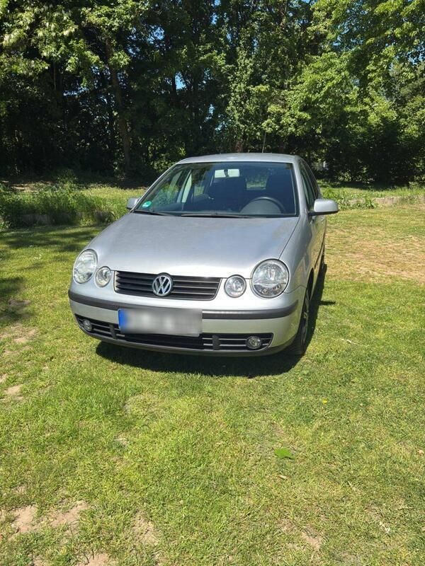 Silber Gebraucht 2003 VW Polo Kleinwagen | 2.100 € (Fairer Preis) - Bild 1/4
