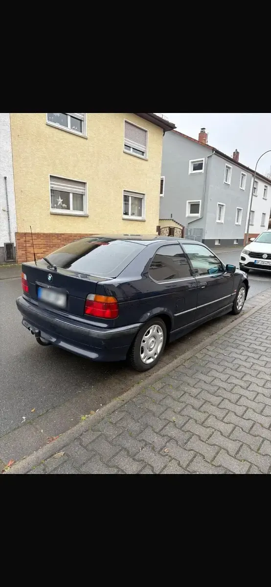 Second-hand BMW 316 105 CP (77 kW) 2000 Albastru Coupe