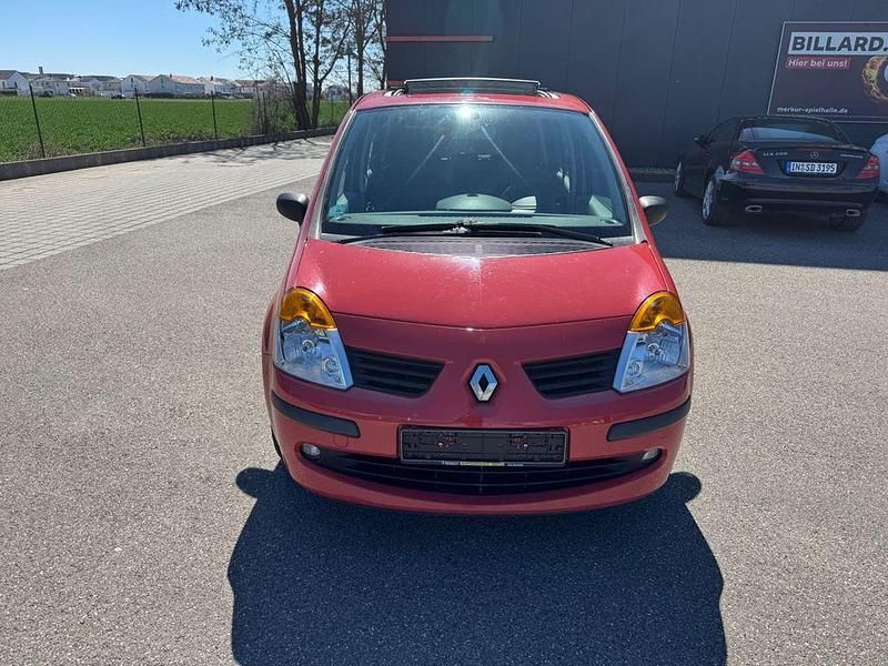 Second-hand Renault Modus Authentique 75 CP (55 kW) 2004 Roșu Monovolum