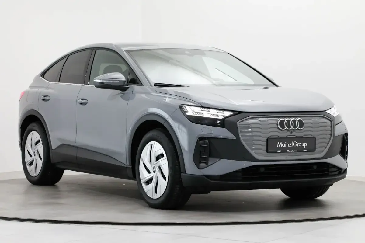 Gebraucht Audi Q4 Sportback e-tron Ambiente 150 kW (204 PS) 2022 Grau SUV