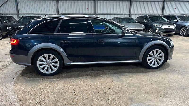 Gebraucht Audi A4 Allroad 163 PS (119 kW) 2014 Schwarz Kombi