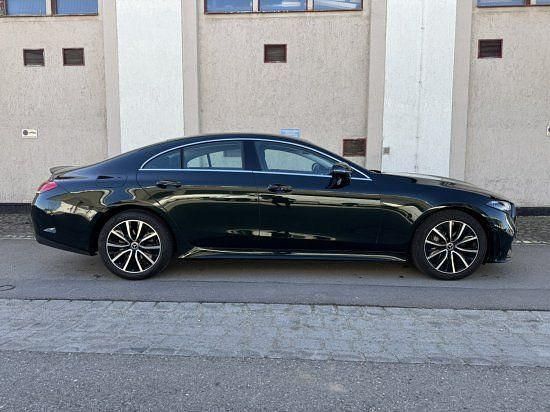 Gebraucht Mercedes CLS300 265 PS (194 kW) 2022 Grün Limousine