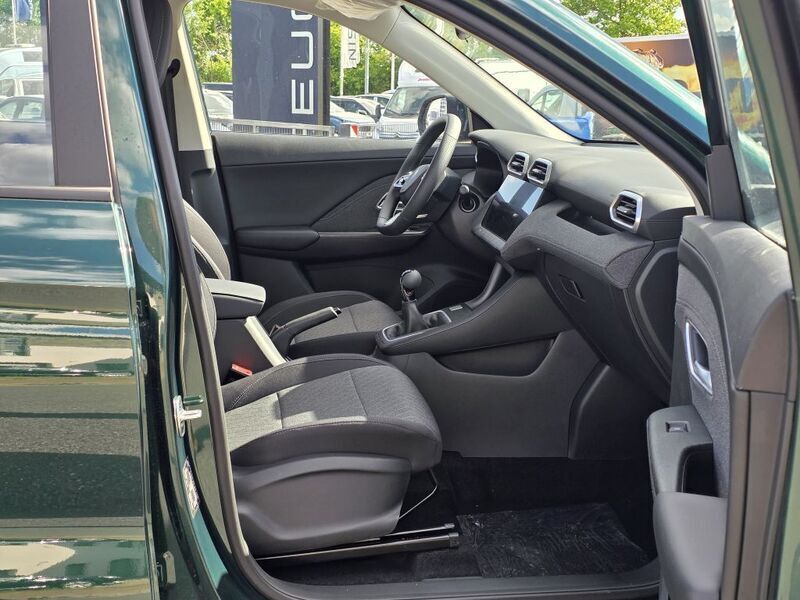 Neu MG ZS 116 PS (85 kW) 2025 Grün Limousine