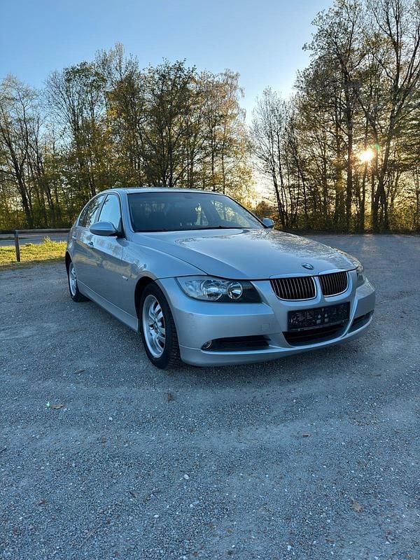 Second-hand BMW 325 218 CP (160 kW) 2005 Gri Berlinǎ