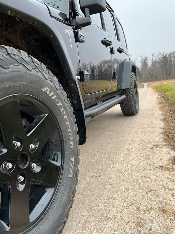 Gebraucht Jeep Wrangler Rubicon 200 PS (147 kW) 2014 Schwarz SUV