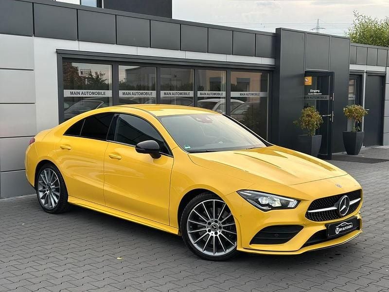 Gelb Gebraucht 2019 Mercedes CLA220 AMG Limousine | 26.890 € (Guter Preis) - Bild 1/4