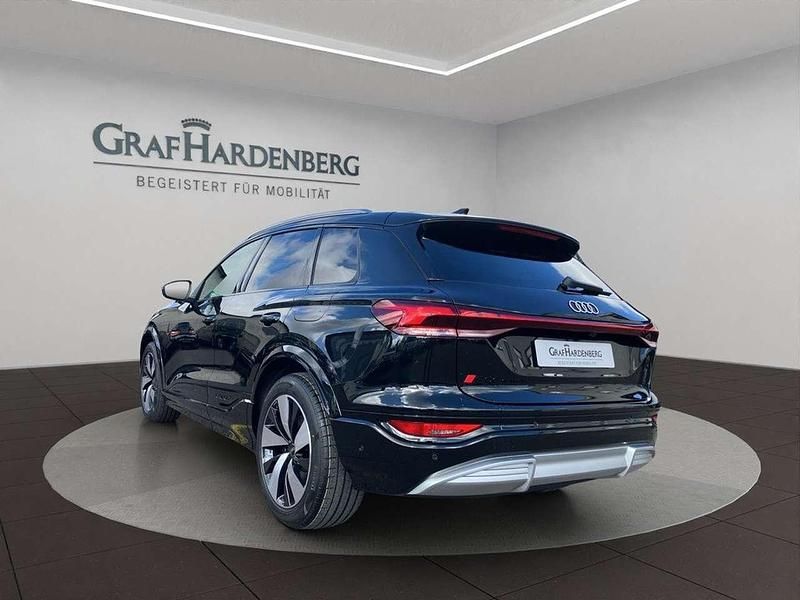 Neu Audi SQ6 e-tron 359 kW (489 PS) 2026 Mythosschwarz metallic SUV