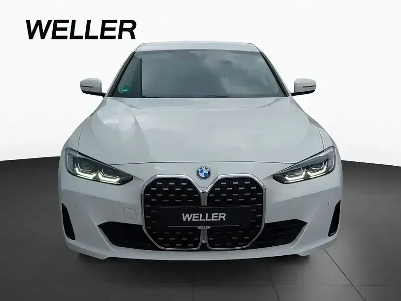Gebraucht BMW 430 Sport Line 258 PS (189 kW) 2022 Alpinweiss iii (weiß) Coupé