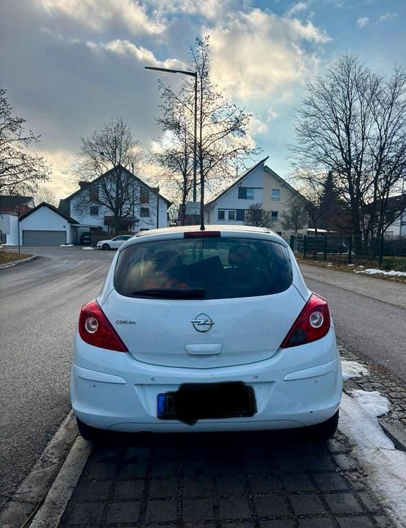Gebraucht Opel Corsa 69 PS (50 kW) 2012 Weiß Kleinwagen