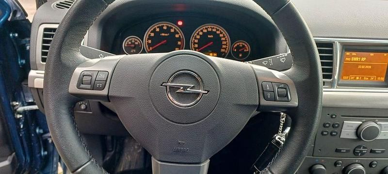 Gebraucht Opel Vectra Edition 140 PS (102 kW) 2007 Grün Limousine