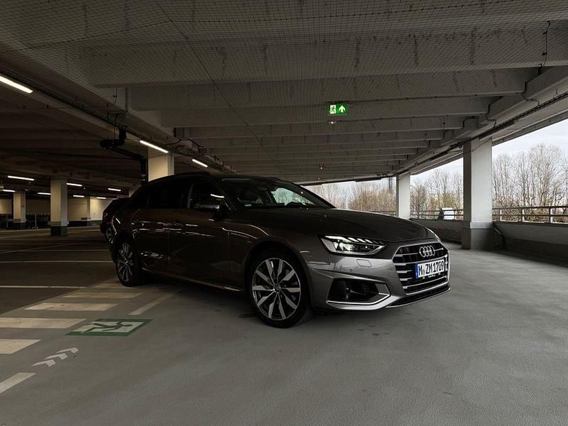 Gebraucht Audi A4 Comfort 150 PS (110 kW) 2019 Grau Limousine