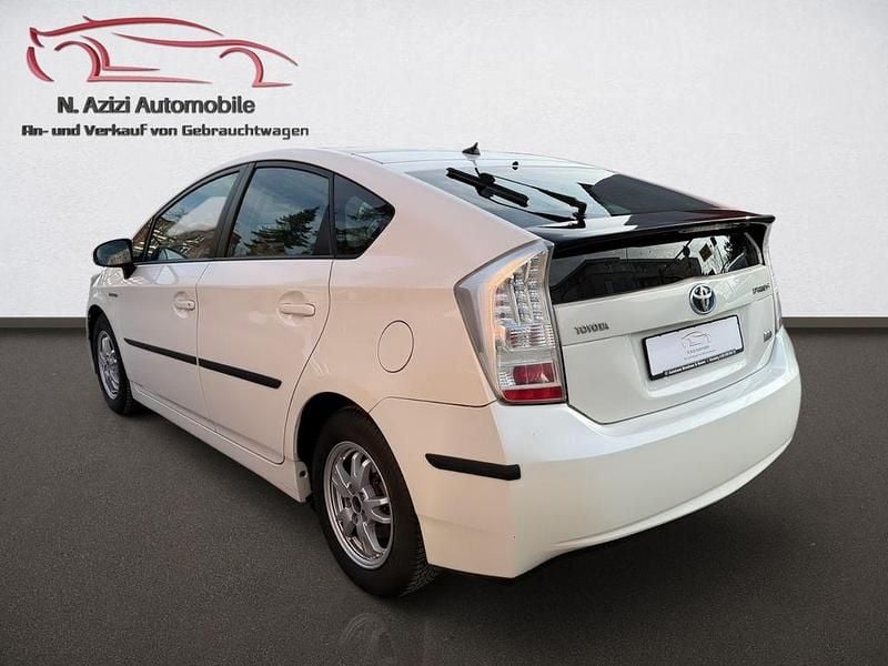 Gebraucht Toyota Prius Executive 99 PS (72 kW) 2010 White pearl cs Kleinwagen