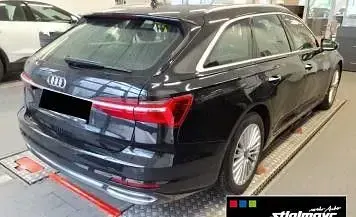 Gebraucht Audi A6 Design 204 PS (150 kW) 2022 Mythosschwarz metallic Kombi
