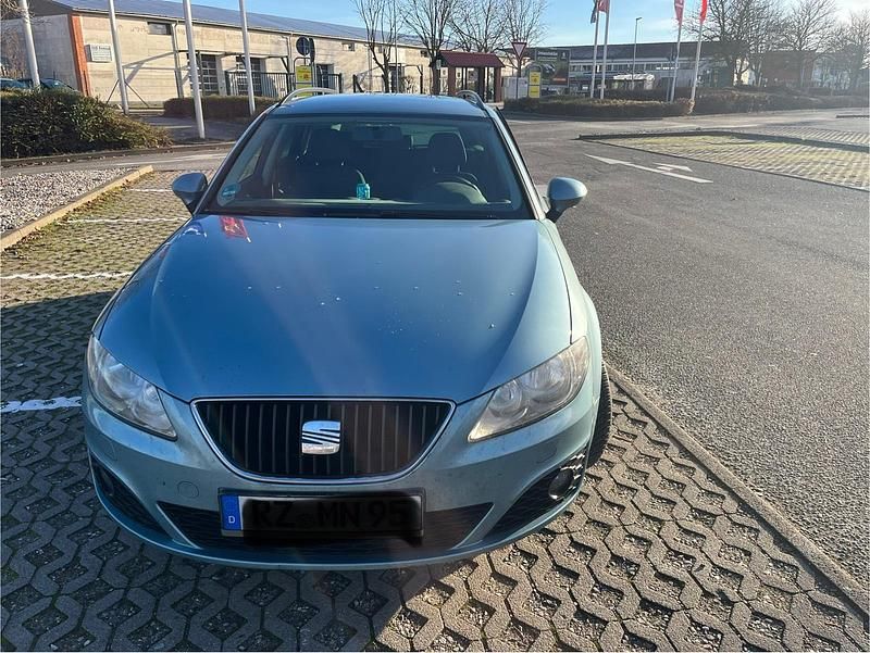 Gebraucht Seat Exeo Reference 120 PS (88 kW) 2011 Blau Kombi