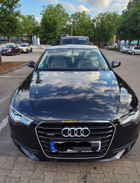 Schwarz Gebraucht 2012 Audi A6 Ambiente Limousine | 8.700 € (Superpreis) - Bild 1/4