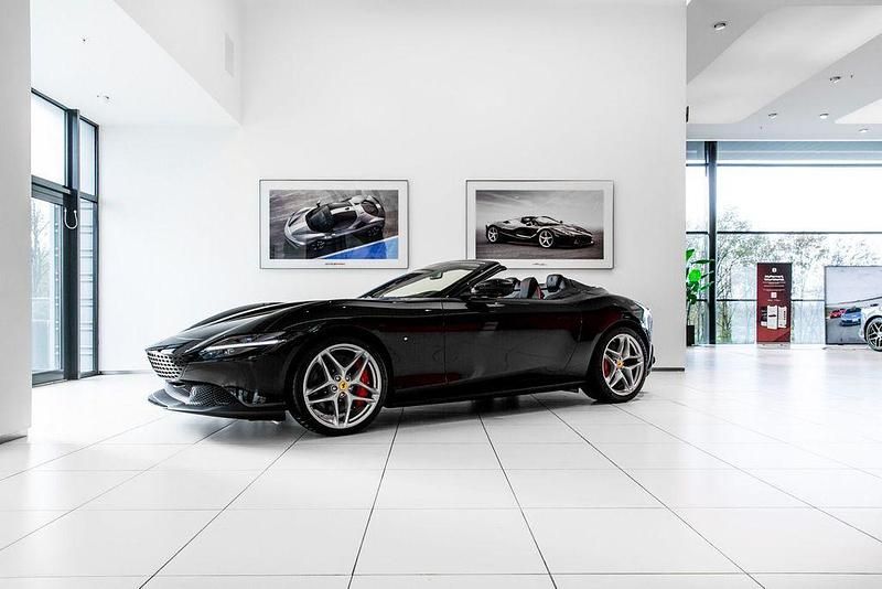 Neu Ferrari Roma 620 PS (456 kW) 2025 Schwarz Cabrio