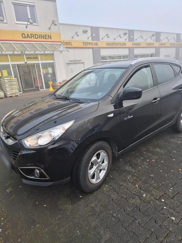 Gebraucht Hyundai ix35 135 PS (99 kW) 2012 Schwarz SUV