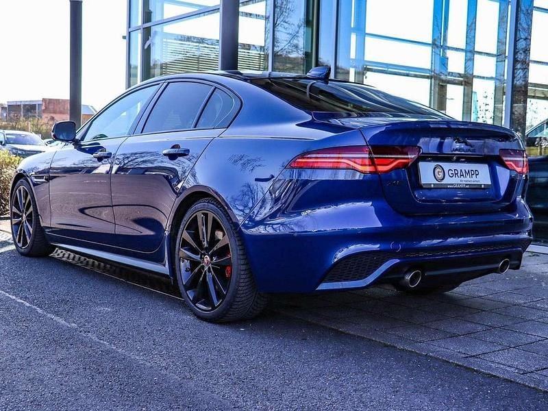 Gebraucht Jaguar XE R-Dynamic 250 PS (183 kW) 2021 Blau Limousine