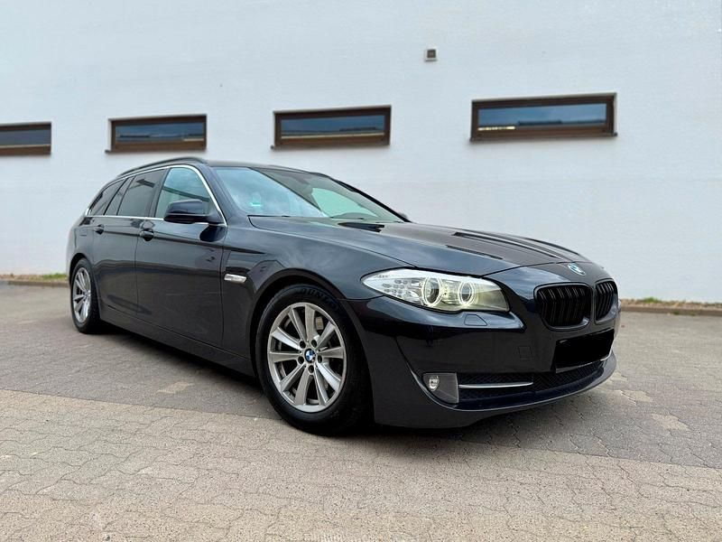 Usata BMW 520 184 CV (135 kW) 2012 Grigio Station wagon