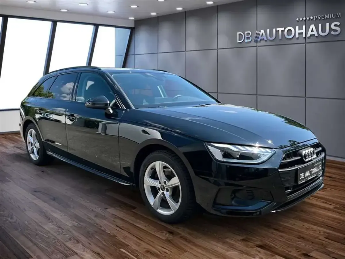 Gebraucht Audi A4 Advanced Plus 150 PS (110 kW) 2025 Schwarz Limousine