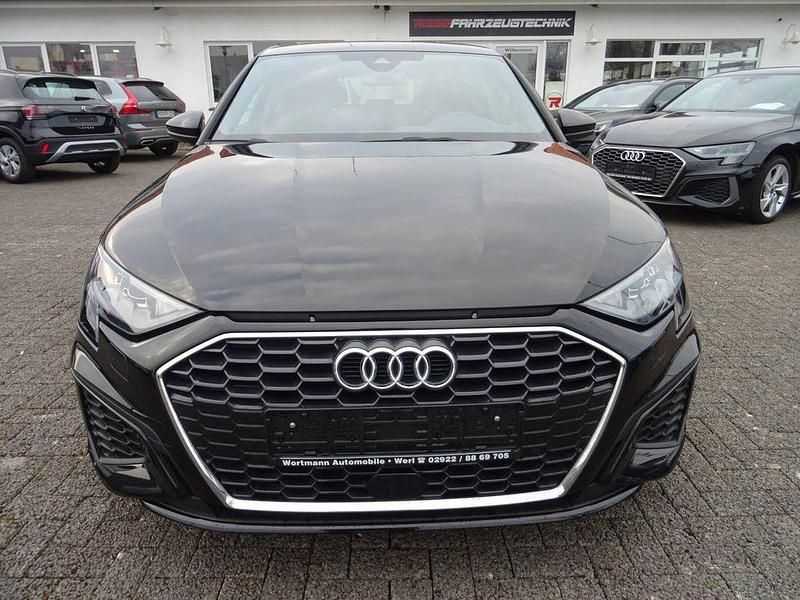 Gebraucht Audi A3 S-Line 110 PS (80 kW) 2024 Schwarz Limousine