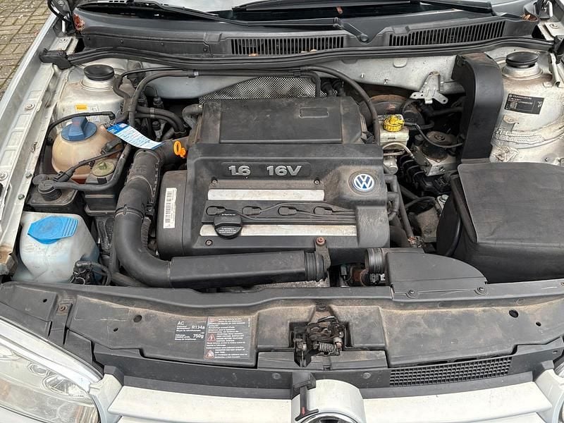 Gebraucht VW Golf IV 105 PS (77 kW) 2000 Silber Kombi