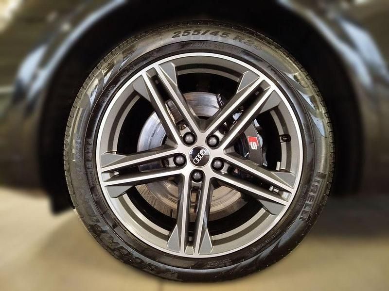 Gebraucht Audi SQ5 Ambiente 341 PS (250 kW) 2022 Mythosschwarz metallic SUV