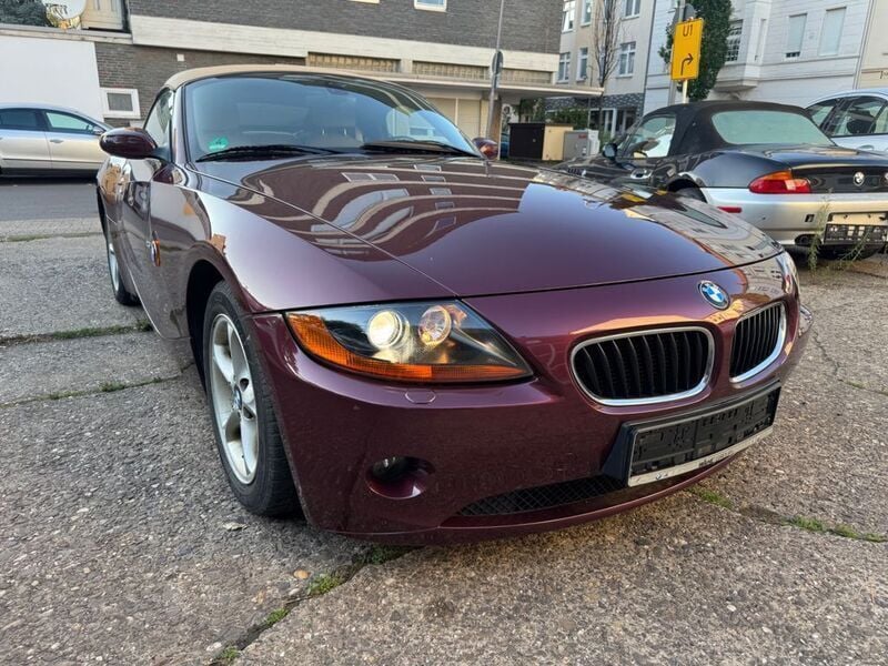Gebraucht BMW Z4 Sport Line 192 PS (141 kW) 2003 Rot Cabrio