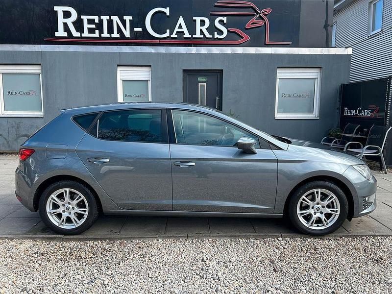 Gebraucht Seat Leon FR 140 PS (102 kW) 2013 Grau Limousine