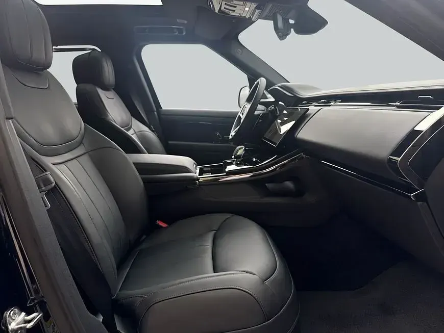 Neu Land Rover Range Rover Sport HSE Dynamic 300 PS (220 kW) 2026 Santorini black metallic SUV