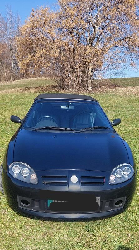 Second-hand MG TF 116 CP (85 kW) 2004 Negru Cabrio