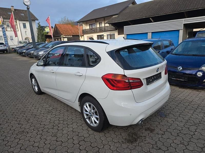 Gebraucht BMW 216 116 PS (85 kW) 2019 Weiß Kombi