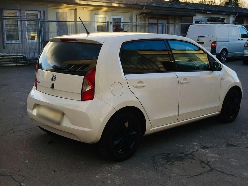 Gebraucht Seat Mii 4You 60 PS (44 kW) 2015 Weiß Kleinwagen