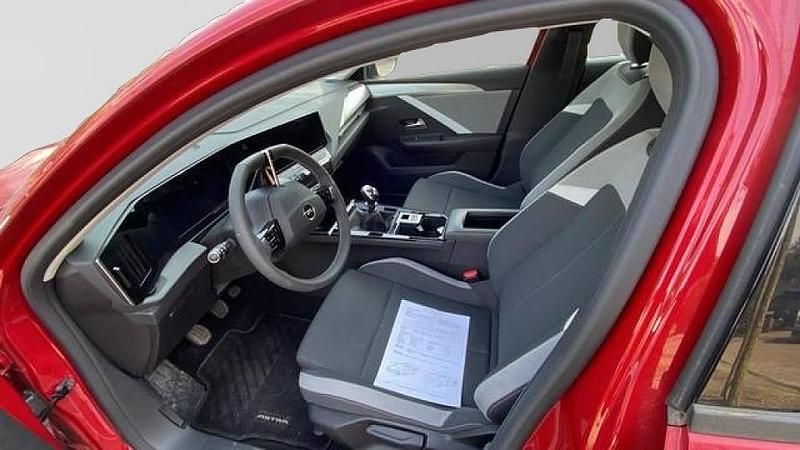 Gebraucht Opel Astra 110 PS (80 kW) 2024 Rot Kombi