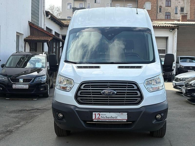 Gebraucht Ford Transit 131 PS (96 kW) 2019 Weiß Abholung